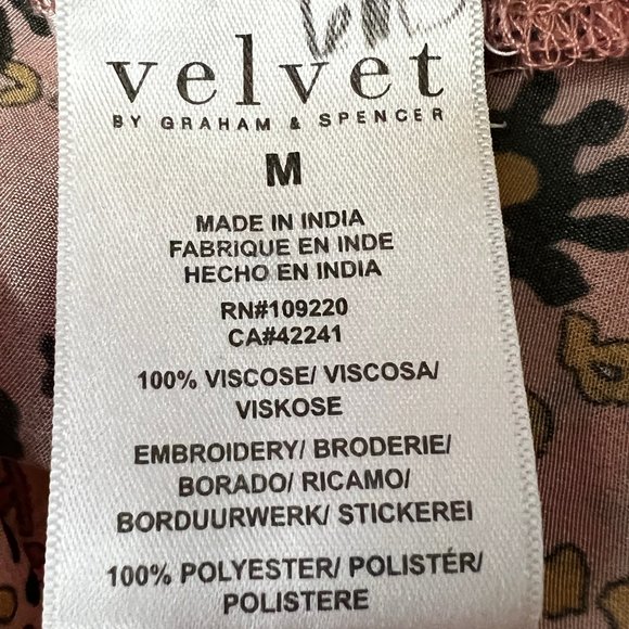 VELVET by Graham & Spencer Floral Top Size Medium - Picture 6 of 10